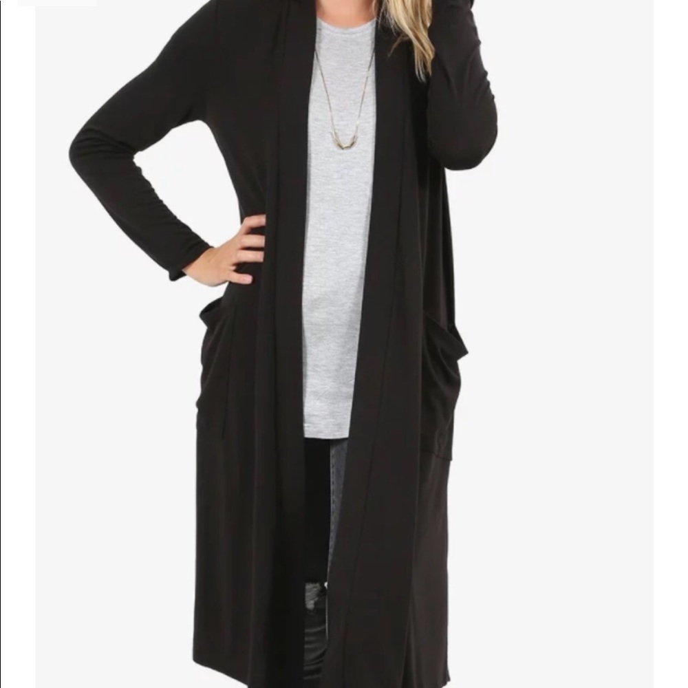 Women’s black sweater x large